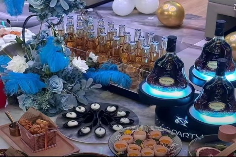 上海夜总会预订_上海铂金国际夜总会,高端宴请之选,尊享KTV视听盛宴